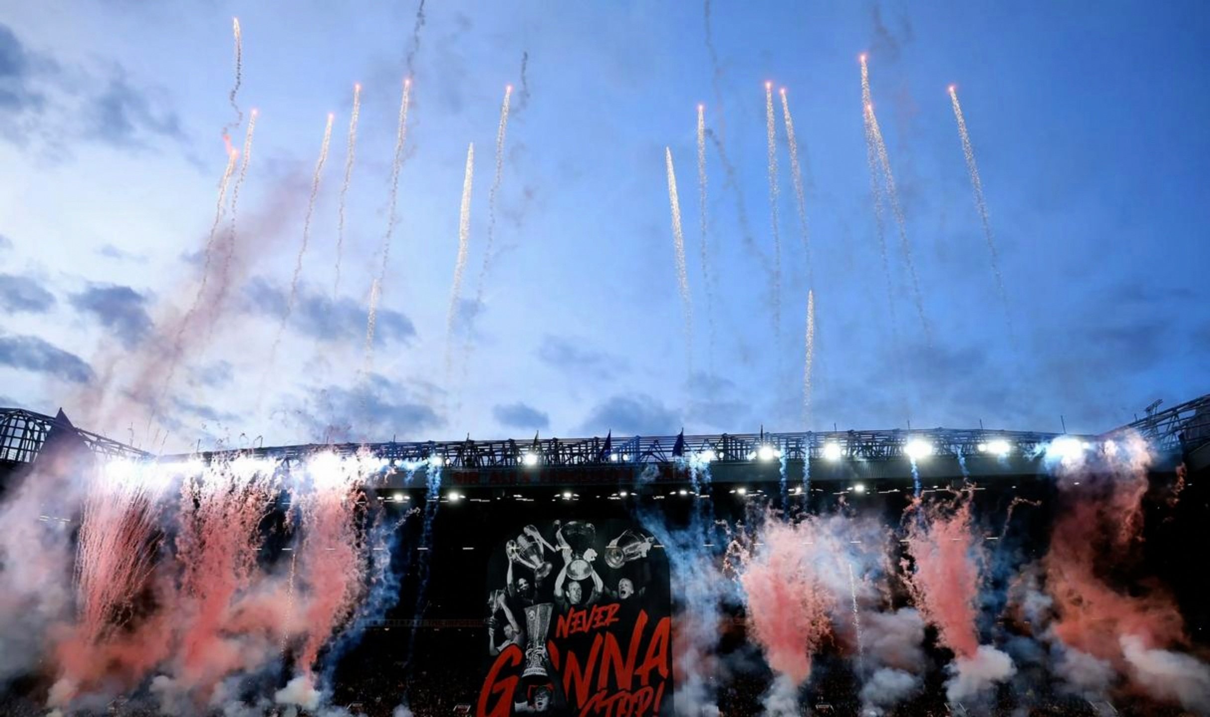 九游体育重磅！加时末段曼联状态回暖西亚卡姆在热火比赛中赛事规则更新，曼联清晨伤情更新的简单介绍